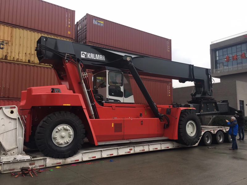 Reach Stacker's Journey without Disassembly
