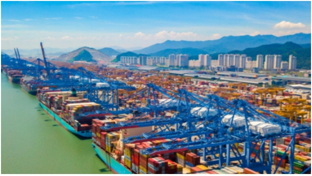 Panama Canal restrictions, Suez attacks kickstart West Coast cargo shift