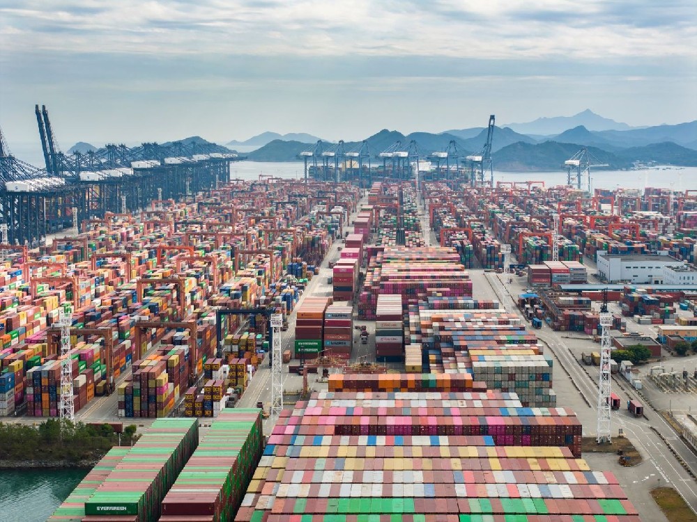 Excess capacity sinks planned July 1 rate increase in eastbound trans-Pacific